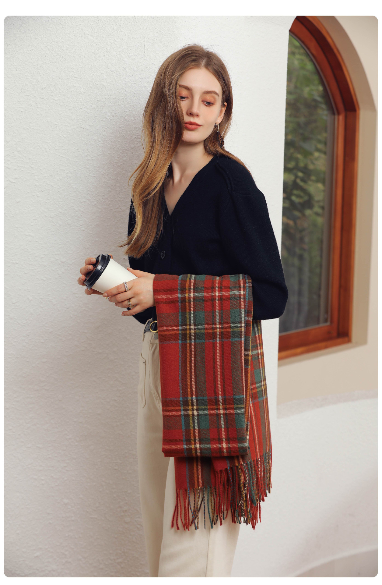 2024 New Winter Fashion Versatile Scarf Style Checkered Warm Tassel Scarf Women's Medium To Long Style_voghion.com