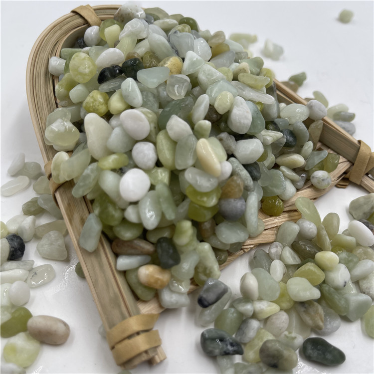 供应丹东绿卵石汗蒸房用绿玉石海洋绿石子绿色水洗石胶粘石