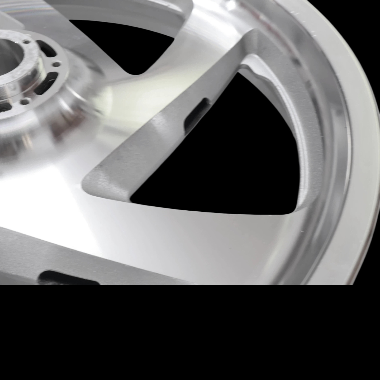 Suitable for Honda Gold Wing GL1800 01-17 front wheel rim, Gold Wing front hub, front steel rim