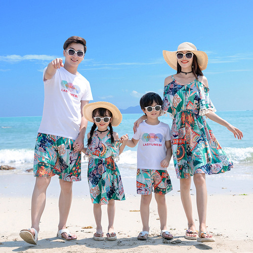 Beach parent-child wear, summer vacation, casual style, family of three, four-neck bell-sleeved off-shoulder mid-length dress