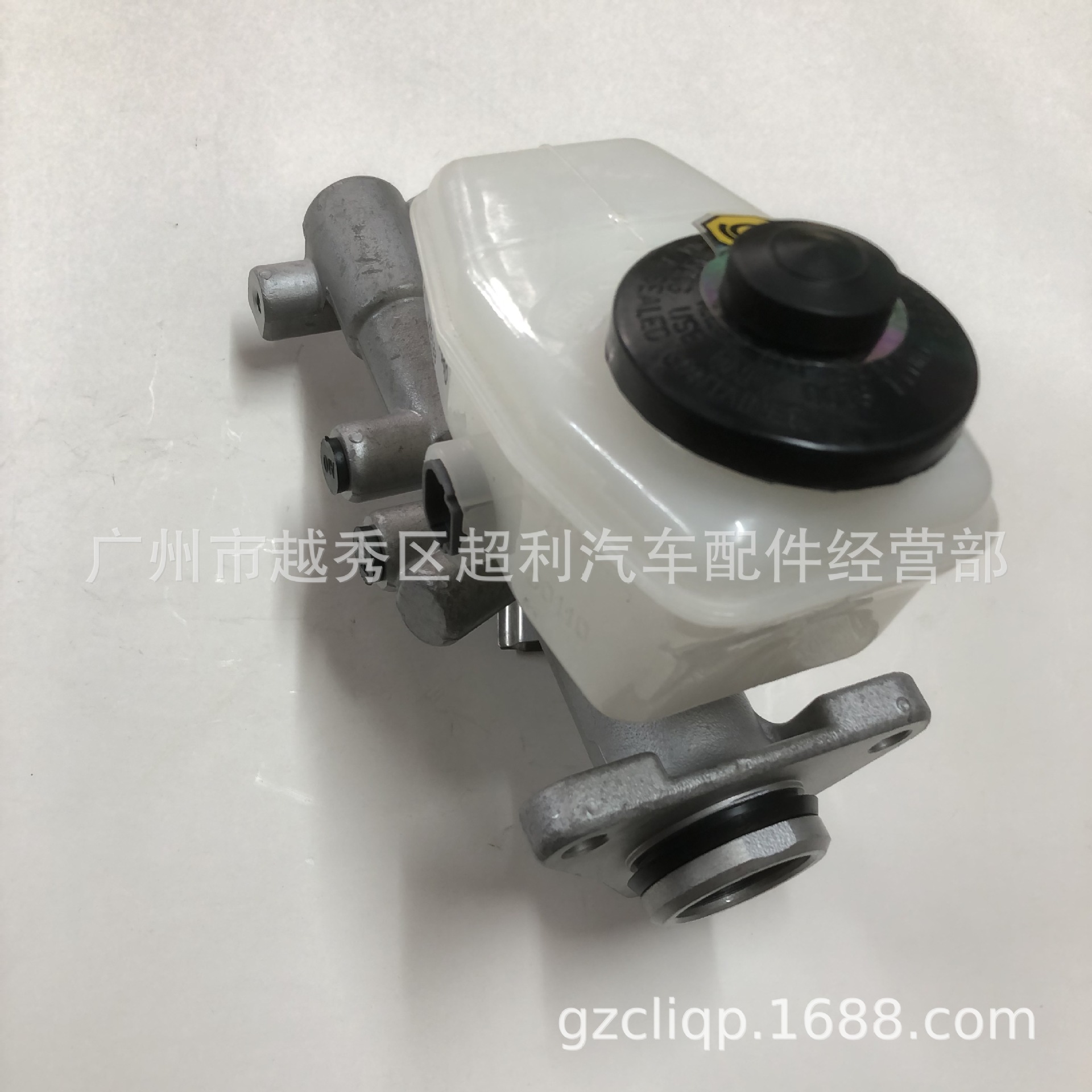 Applicable to 47201-30440 JZS133 JZS147 JZS149 JZS1554WD brake master cylinder
