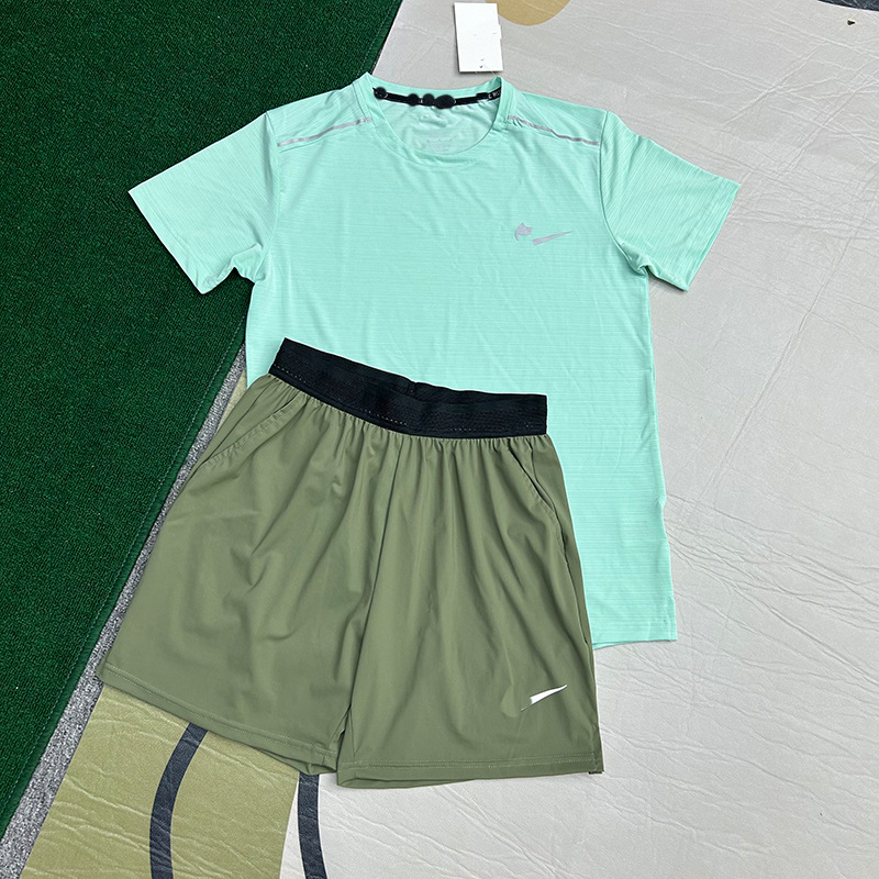 Tendencia de entrenamiento, carrera, fitness, malla, camiseta de secado rápido, elástica, comercio exterior, malla ligera, hombre