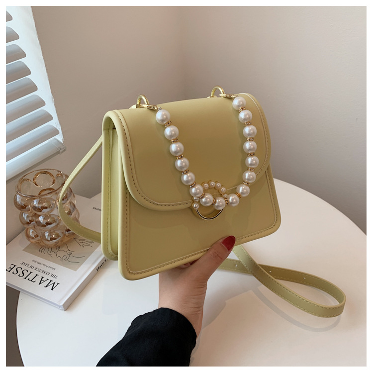 Wholesale Accessories Geometric Pearl Chain Messenger Bag Nihaojewelry display picture 53