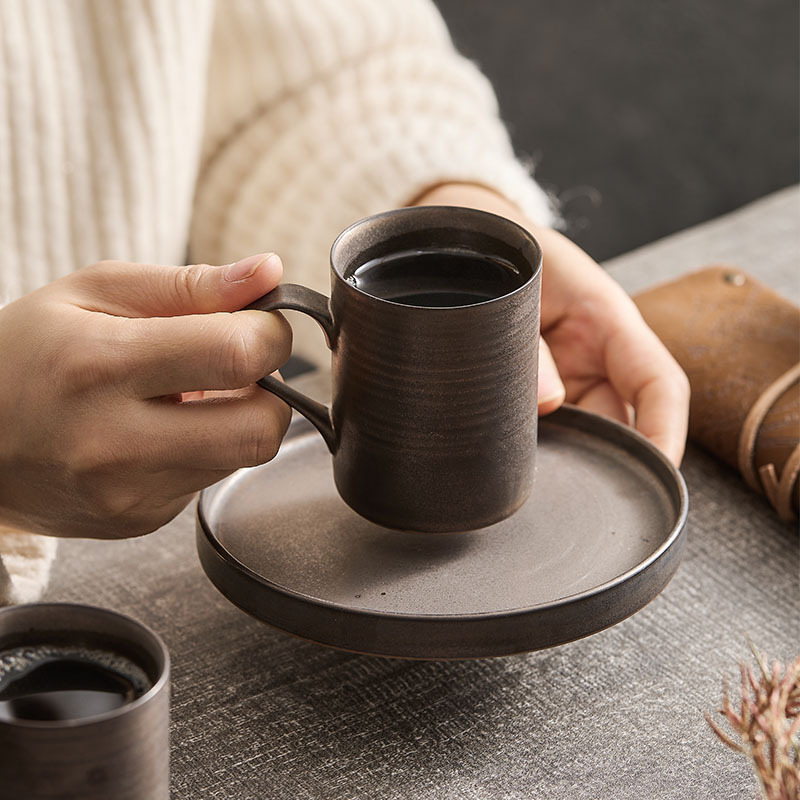 Kit de café de goteo de cerámica retrógrada japonesa para compartir taza de café de estilo de lujo ligero para oficina doméstica