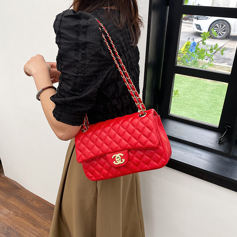 跨境小香风菱格绣线单肩包新款潮搭时尚高质感通勤链条斜挎小方包