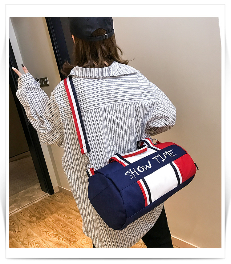 Outdoor Fitness Bag Image 3