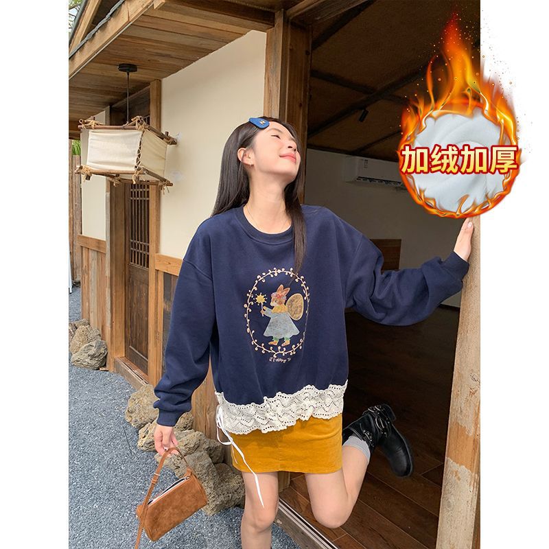 Autumn and Winter Lace Splicing Fleece-Lined Sweatshirt Jacket for Women 2025 New Round Neck Loose Embroidered Large Size Fat mm Top Autumn and Winter Lace Splicing Fleece-Lined Sweatshirt Jacket for Women 2025 New Round Neck Loose Embroidered Large Size Fat mm Top