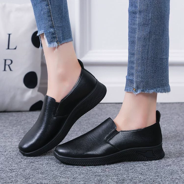 Весенняя удобная обувь для мам с мягкой подошвой, однослойная обувь, повседневная Нескользящая кожаная обувь на плоской подошве для среднего и пожилого возраста, Рабочая обувь KFC