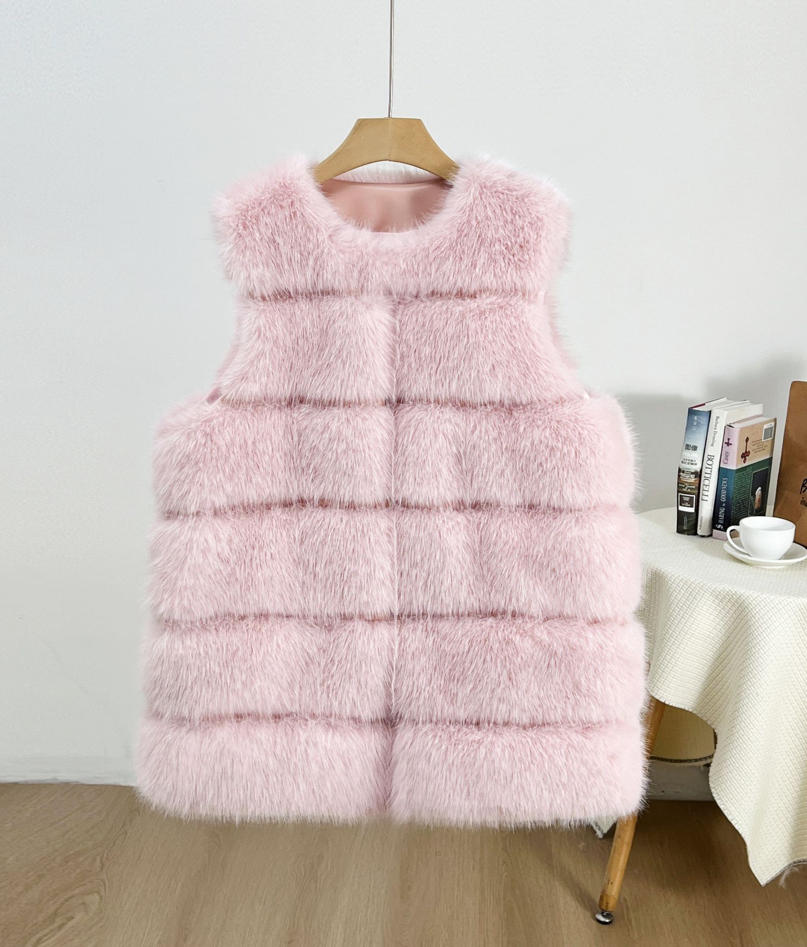 Clásico de seis puntas chaleco de conejo de pelo de zorro chaqueta larga al por mayor simple estilo exterior estilo
