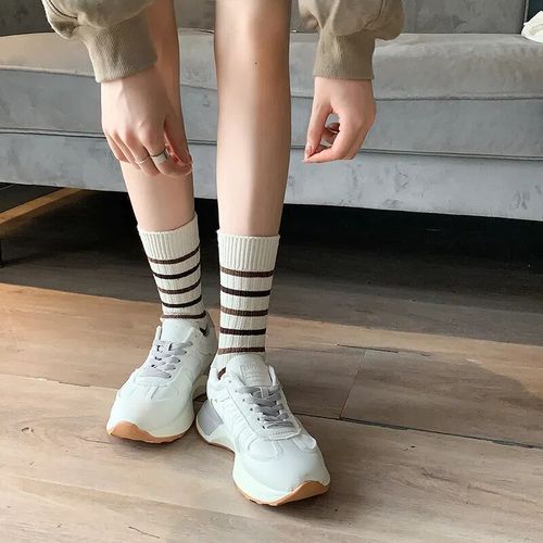 Women's mid-calf ins socks, trendy, versatile, high-looking, forest-style autumn and winter Japanese-style thick striped sports socks