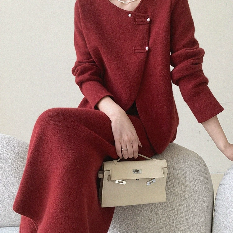 Красный трикотаж из двух частей женский осень зима 2024 новый дизайн топы с высокой талией юбка