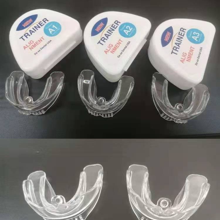 Cross-border transparent mouthguard braces orthodontic braces three-stage orthodontic braces adult teeth shape to maintain anti-buck teeth