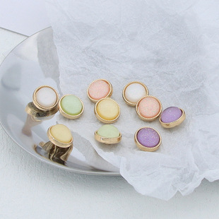 ����STUDIO�ǿ��o���r��ᘿ��_��С���ӷ�ɫ���ټ~�۰�ѩ��ë�¿�