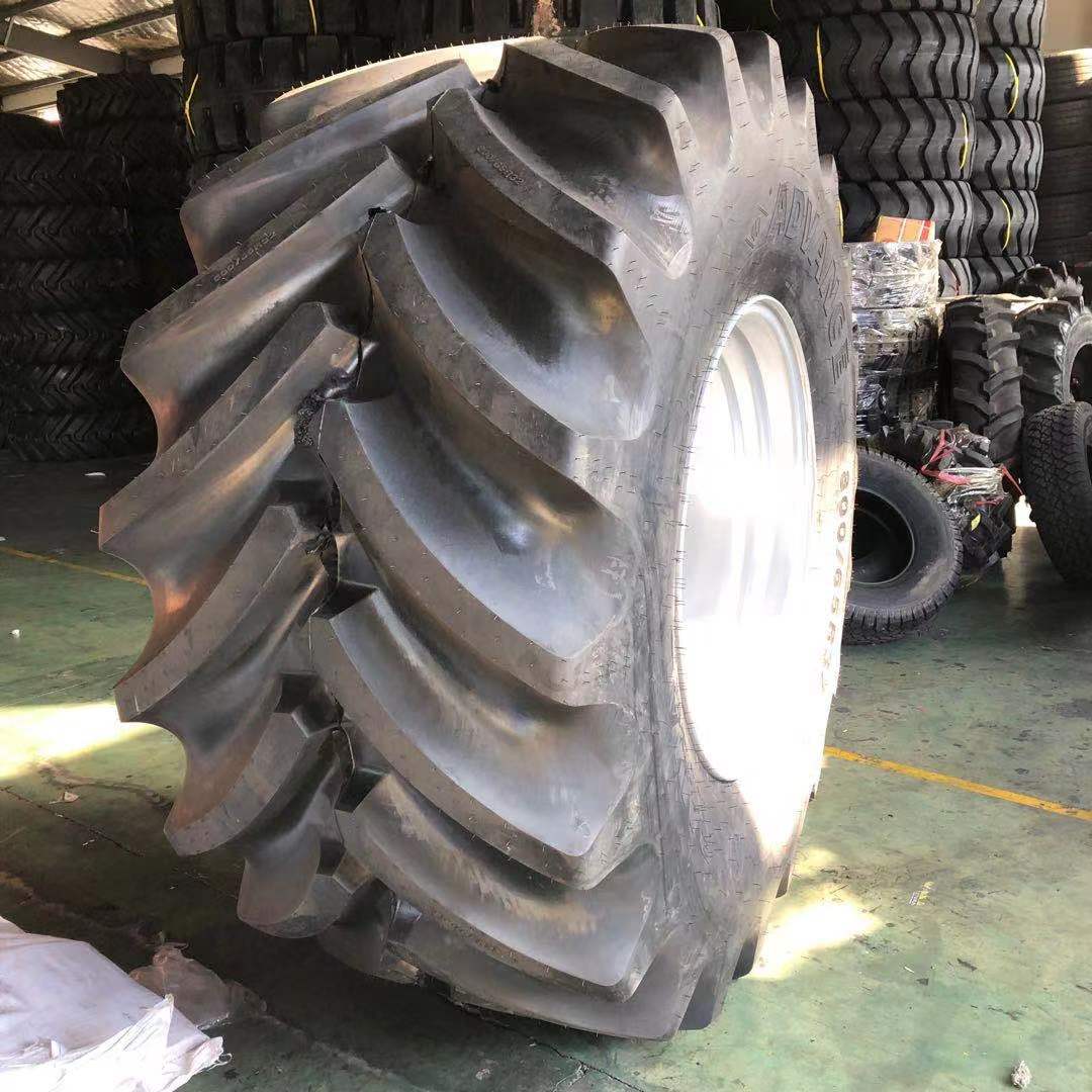 青贮机轮胎 800/65R32 30.5LR32 农用子午线联合收割机轮胎真空