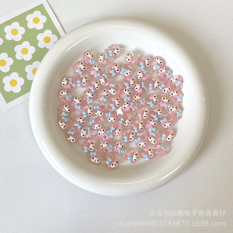 Tamaño pequeño hielo transparente flash fino Sanrio accesorios de resina DIY teléfono móvil Shell agua taza crema pegamento horquilla decoración uñas