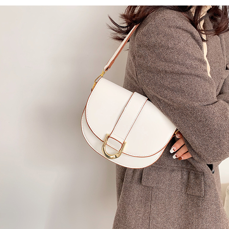 High-end Foreign Style Small Bag Women 2023 New Trendy Fashion All-match Messenger bag net red hot style shoulder saddle bag_voghion.com