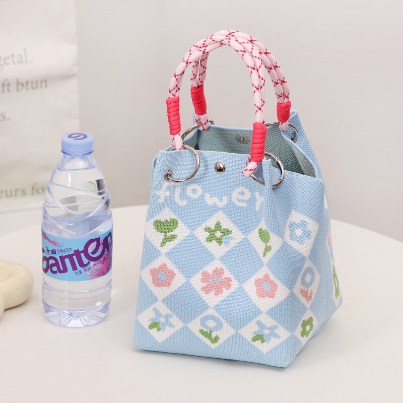 Manufacturer Wholesale New Woven Buckle Bag Knitted Bag Three-Dimensional Magnetic Buckle Handbag Hand Bag Clutch Bag Woven