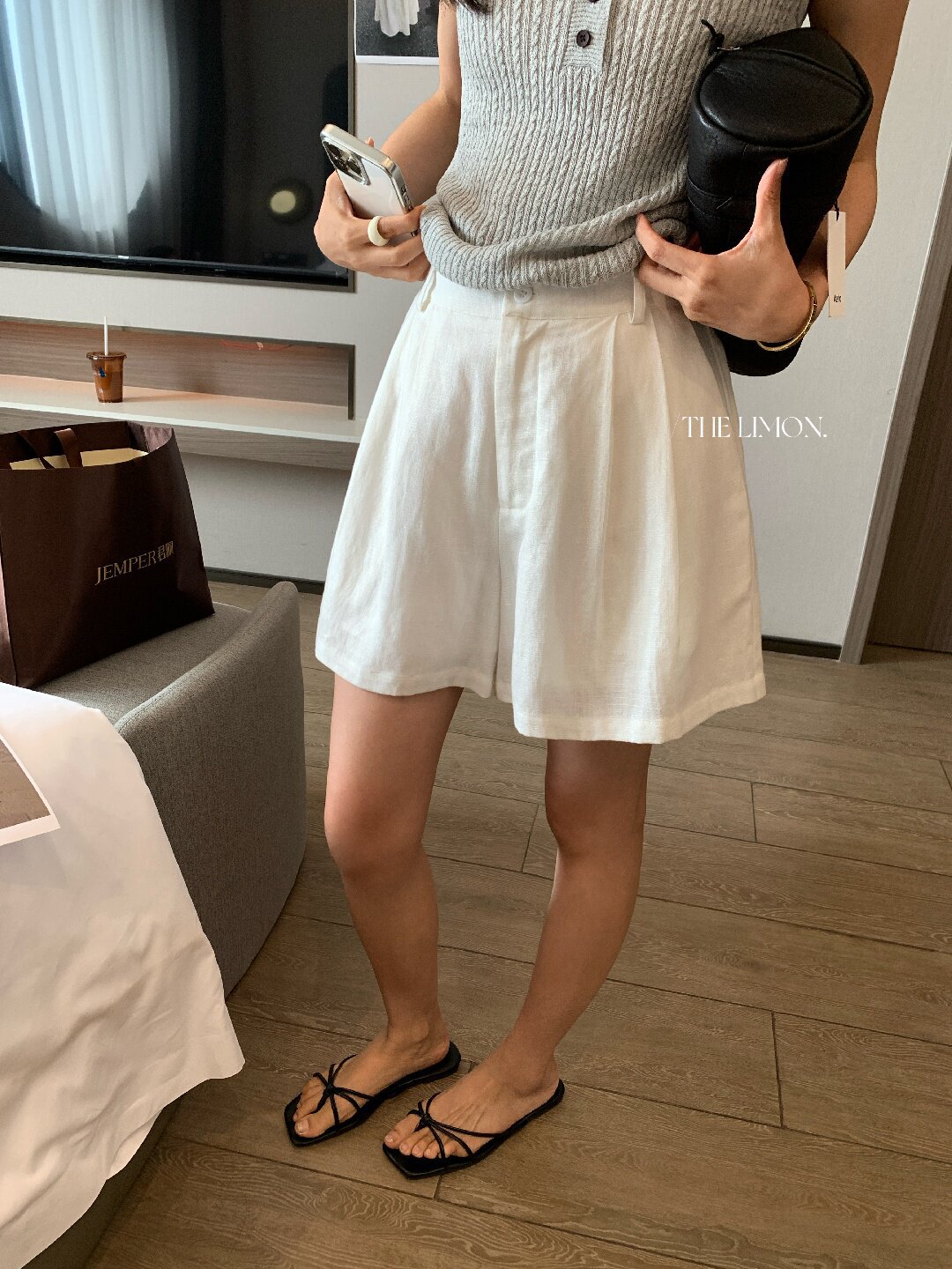 Quần short nữ cạp cao chất liệu tencel linen phối sợi, dáng suông rộng, tôn dáng, phong cách old money — màu sắc, Màu cà phê, màu trắng, Xanh da trờicolor chi tiết 28