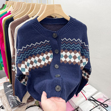 2024秋冬新款韩版慵懒风时尚开衫长袖上衣针织衫女潮菱形提花毛衣