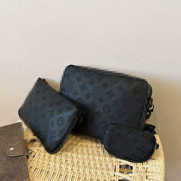 Retro embossed men's three-piece bag set: casual shoulder bag, crossbody bag, and handheld bag, a versatile combination for business and commuting