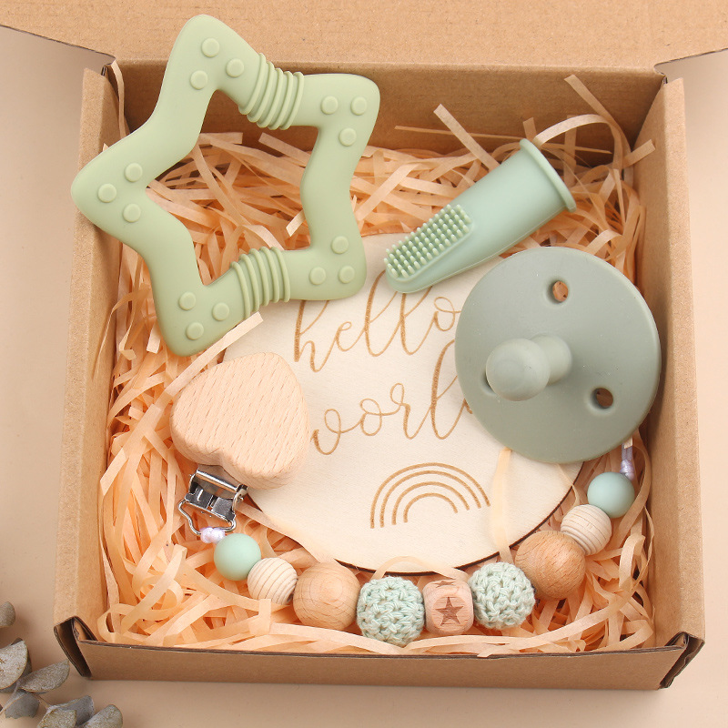 Nuevo bebé dibujos animados penta-planta de hayaja goma de bambú arco correa de cabello calmante tetina cadena set de cinco piezas