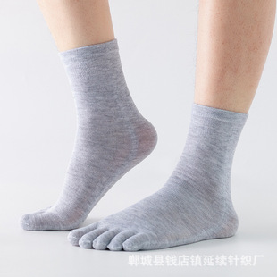 小女孩蓬蓬公主裙