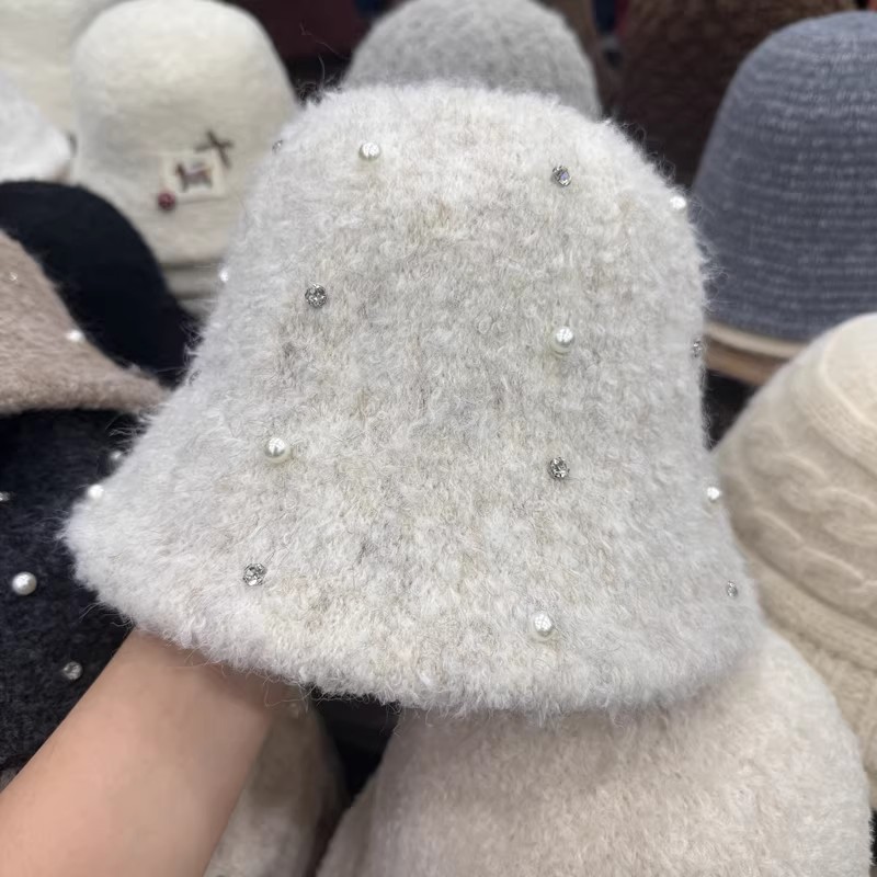 重工珍珠水钻毛绒显瘦减龄水桶帽子女秋冬保暖个性休闲渔夫帽盆帽|undefined