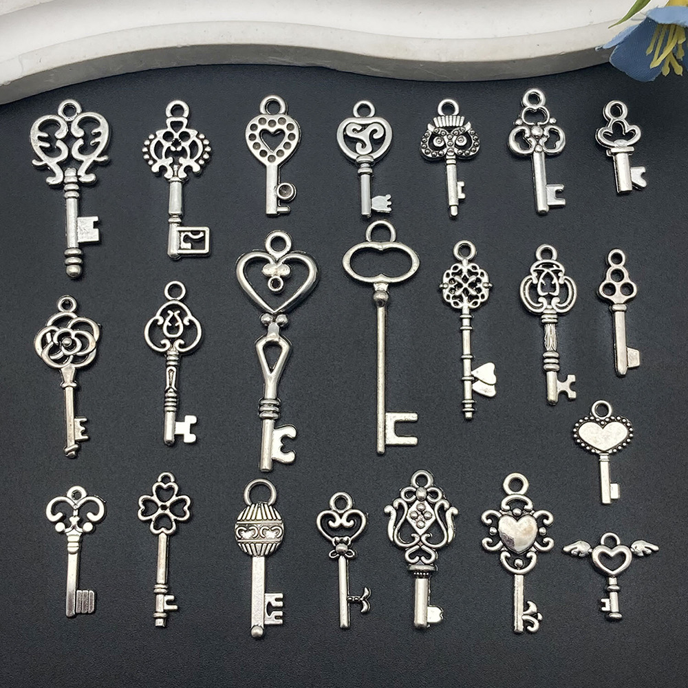 混22款爱心小钥匙合金饰品配件手链项链吊坠手工diy耳饰挂件材料详情6