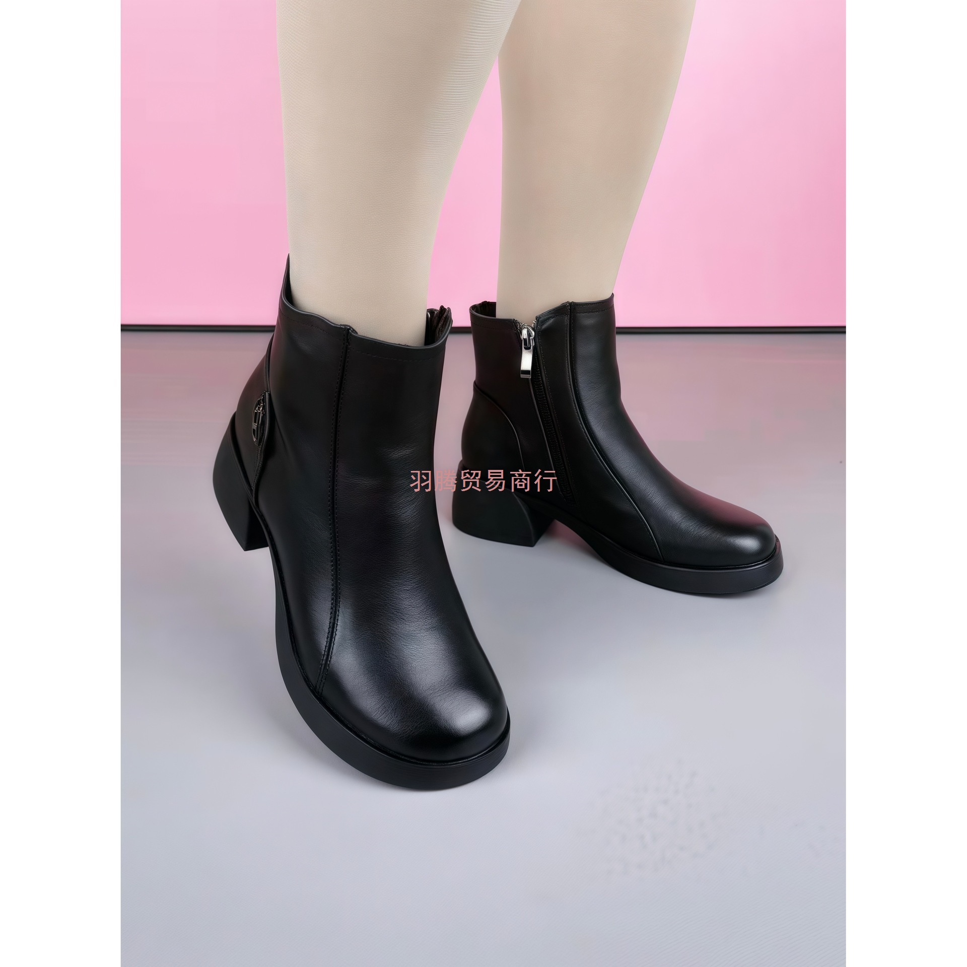 头层牛皮马丁靴女加绒秋冬新款粗跟短靴真皮中老年防滑软底妈妈鞋