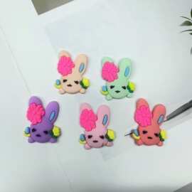 可爱长耳萌萌动物PVC软胶配饰diy鞋花手机壳水杯书包徽章冰箱贴片