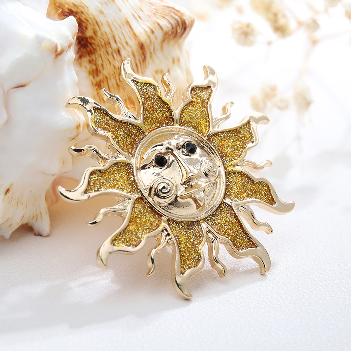 Vintage Style Sun Alloy Plating Unisex Brooches display picture 3