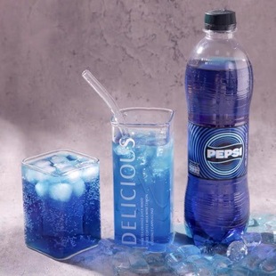 ̩���M��pepsi�����{ɫ�ɘ�̼��o��711���ս����ˮ550ml*24֧