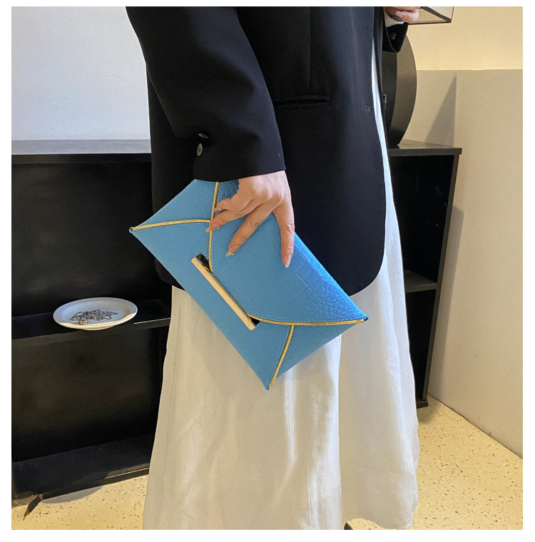 Foreign trade trend new envelope bag 2023 spring contrast color personalized clutch bag fashion simple foreign style women's bag_voghion.com