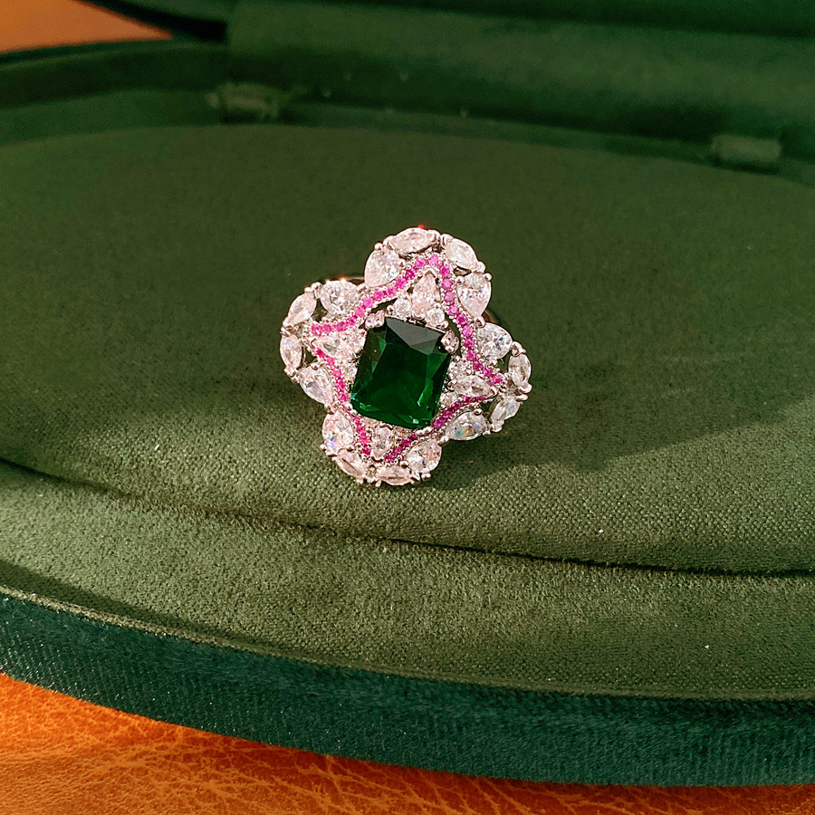 Medieval vintage jade cuadrado diamante pendientes retro pendientes lujo ligero conjunto de joyas de alta calidad al por mayor
