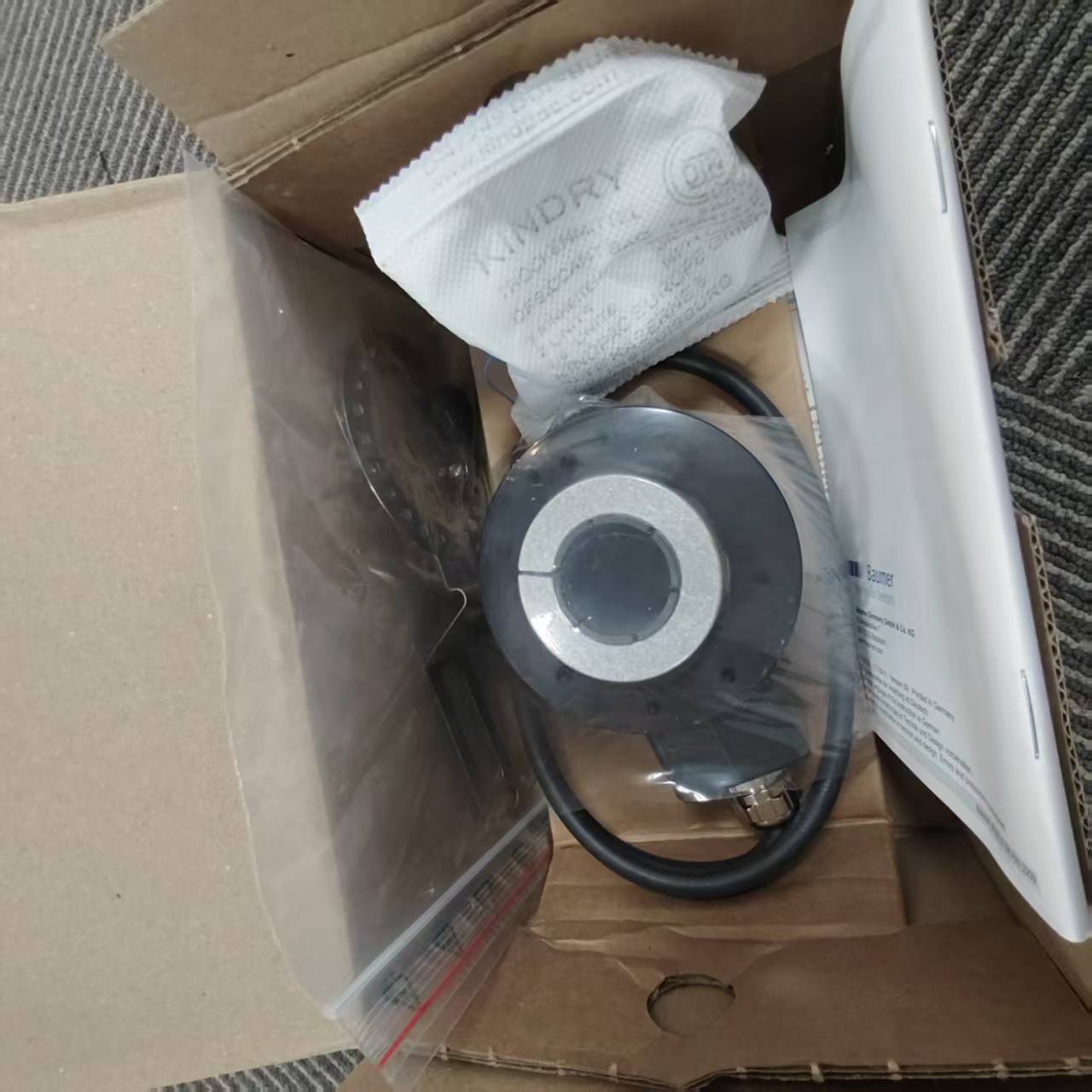 HS35F 01024 H ABZC C024 B E 10