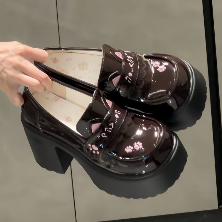Spring shoes platform