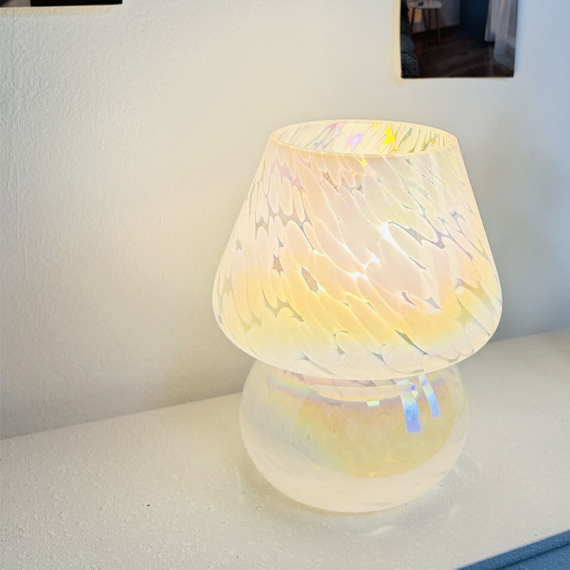 Lámpara de mesa de setas coloridas luz de noche Retro Luz de cristal lámpara de noche de lujo sala de estar estudio dormitorio lámpara de ambiente de estilo americano