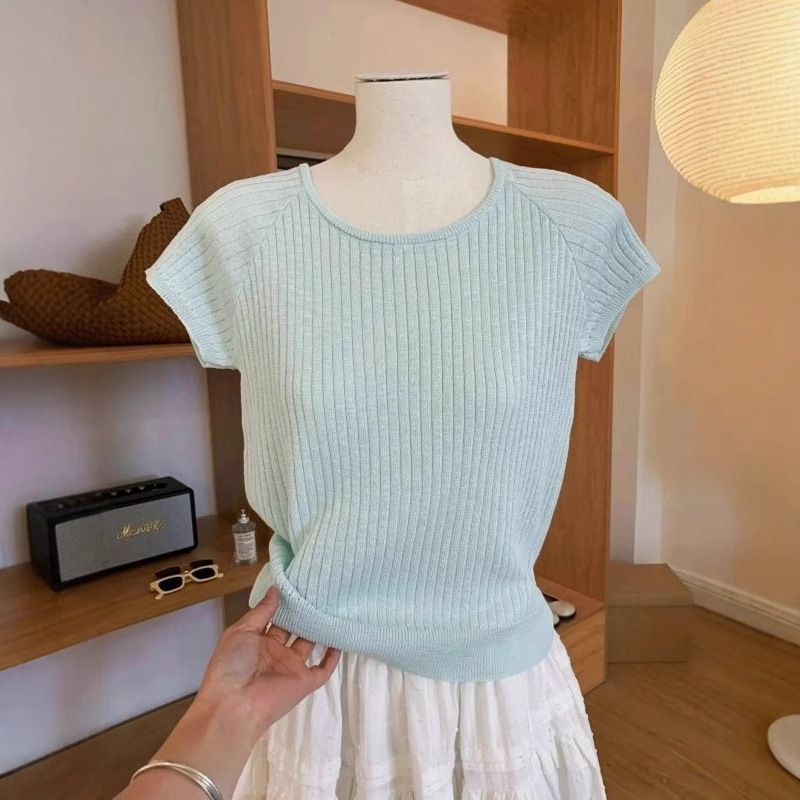 Mint Green Short-Sleeved Knitwear for Women in Summer, Thin Design, Cut Out, Slimming Look, Short T-Shirt Top, Trendy Ins
