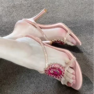 �й��L���|��Ů��ɫ��Ь�����⴩�p�ݽ^��ˮ荛���Ьһ�֎��߸�Ь