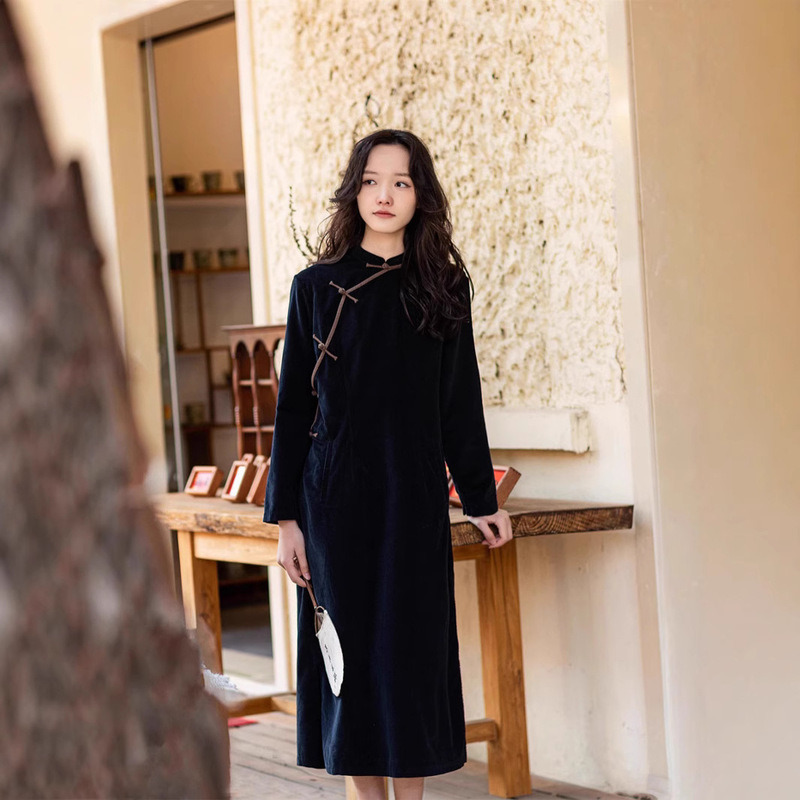 Soft Waxy Horse Cotton Corduroy Edge Handmade Buckle Improved Cheongsam dress Retro Art Dress 8089