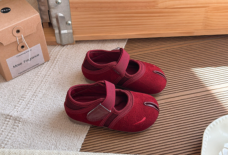 Sapatos de pele para menina estilo princesa coreano macios_voghion.com