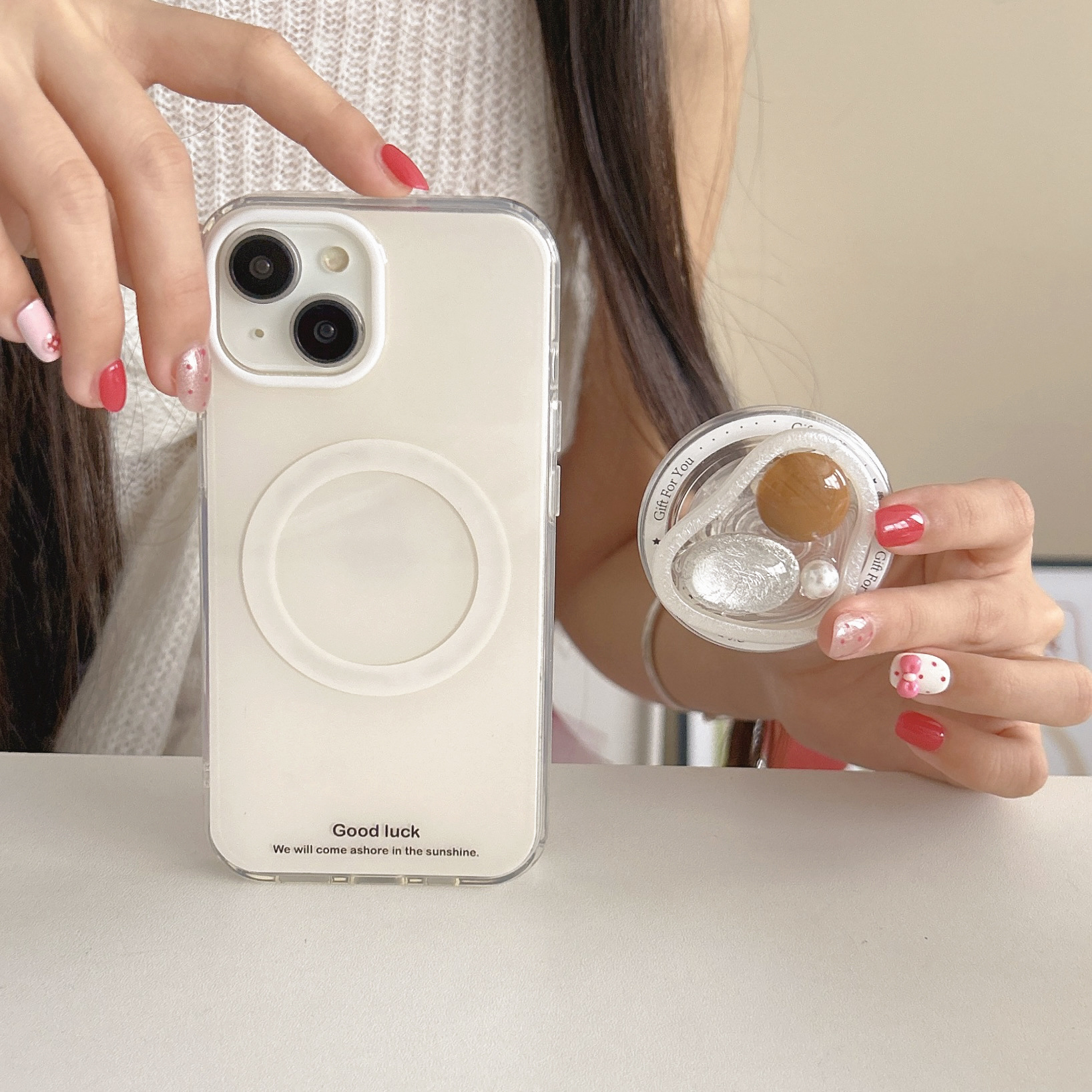 Coreano simple fondo blanco inglés adecuado para Apple 15ProMax funda para teléfono móvil 16Pro atracción magnética 14/13 nicho 16PM