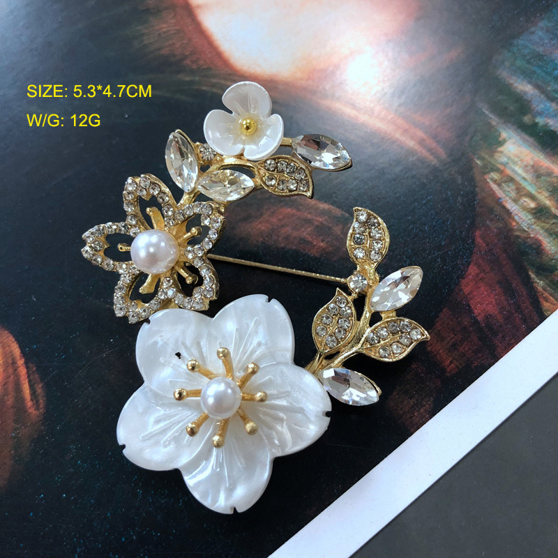 Western vintage flower pearl brooch enamel shell gemstone diamond broochpicture7