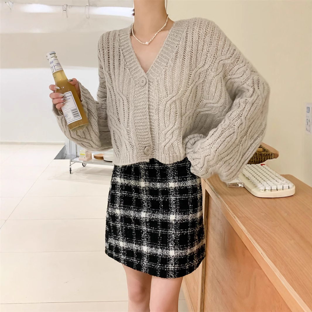 [Real Shot] estilo suave cuello en V Twist lana de punto cardigan mujeres perezoso suelto casual corto manga larga suéter