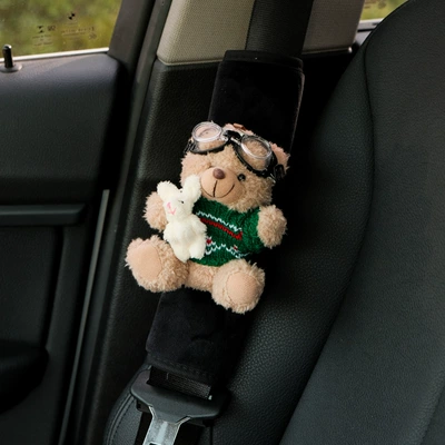 accessories ornaments creative bear women: Seat belt shoulder pad - forest-green-sweater-bunny-bear-black-velvet-shoulder-cover