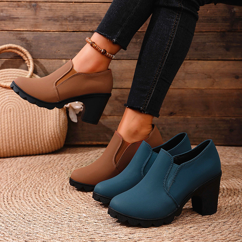 Deep-Cut Single Shoes for Women, 2025 Autumn and Winter New Style, Round Toe, Chunky Heel, Women's Shoes, Export Large Size, Fashionable Slip-On High Heels