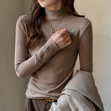 严选半高领纽扣修身长袖T恤女秋季辣妹设计感百搭显瘦打底衫上衣