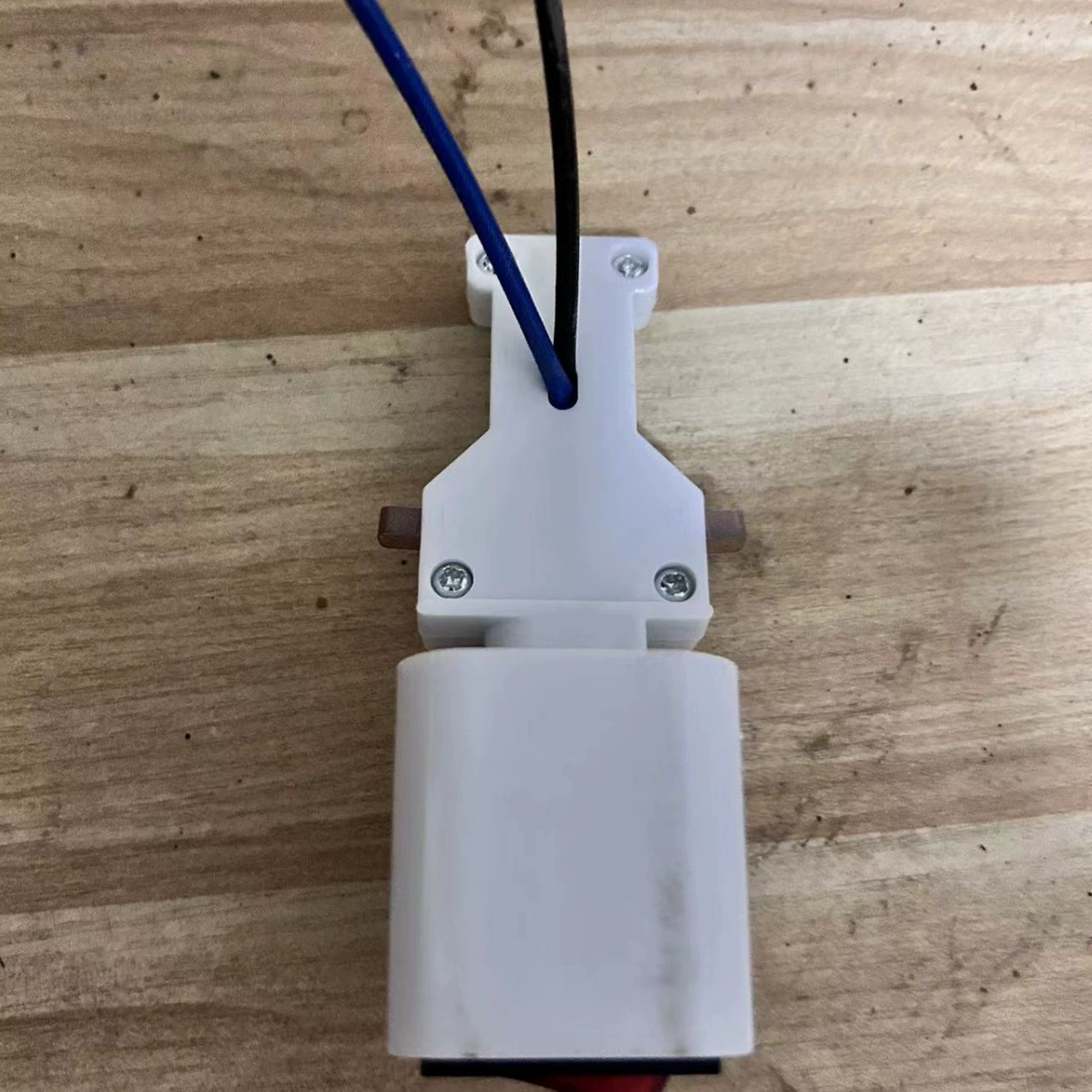 Освещение производства цеха швейной фабрики