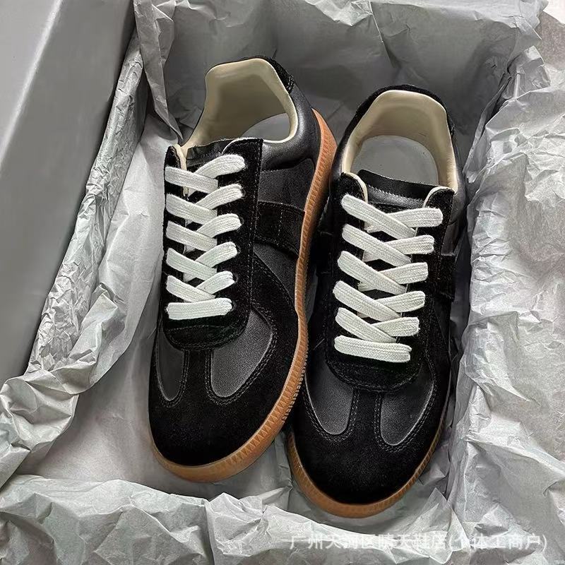 High-End Margiela Training Sneakers for Men and Women, 2026 New Model, Cross-Border Color-Blocking, Flat-Soled, Casual, Versatile, Lace-Up High-End Margiela Training Sneakers for Men and Women, 2026 New Model, Cross-Border Color-Blocking, Flat-Soled, Casual, Versatile, Lace-Up