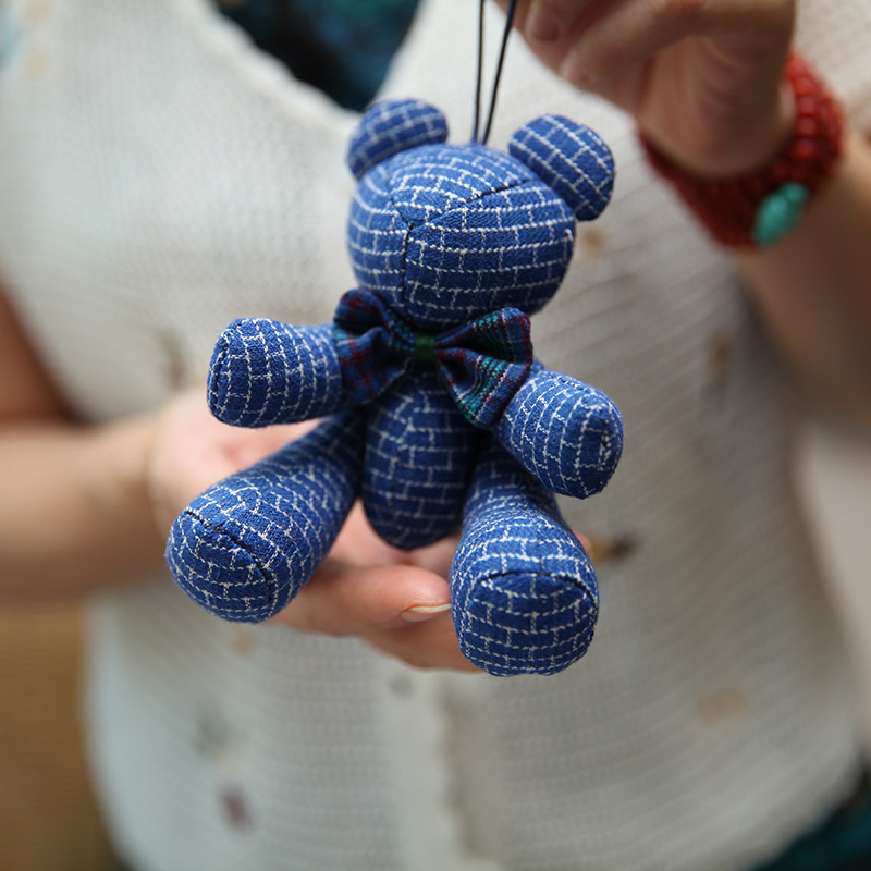 Hecho a mano DIY Lu bordado sin costuras oso muñeca material paquete creativo bordado decoración del hogar regalo abrazo oso